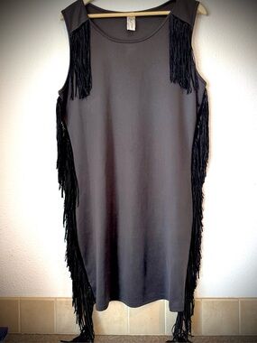 Sleeveless Black Fringe Dress